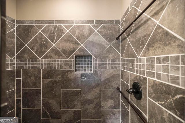 323 Willow Cove Court, Lizella, GA 31052