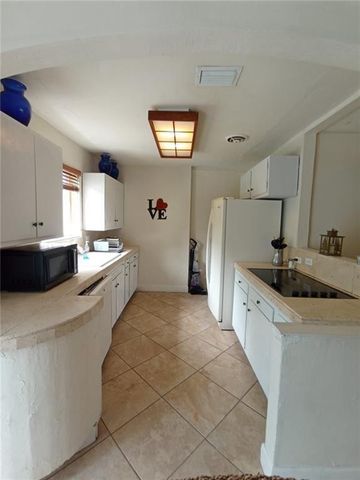 510 S 29th Court, Hollywood, FL 33020