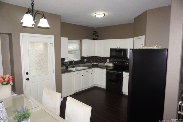 3518 Alonzo Fields, Converse, TX 78109