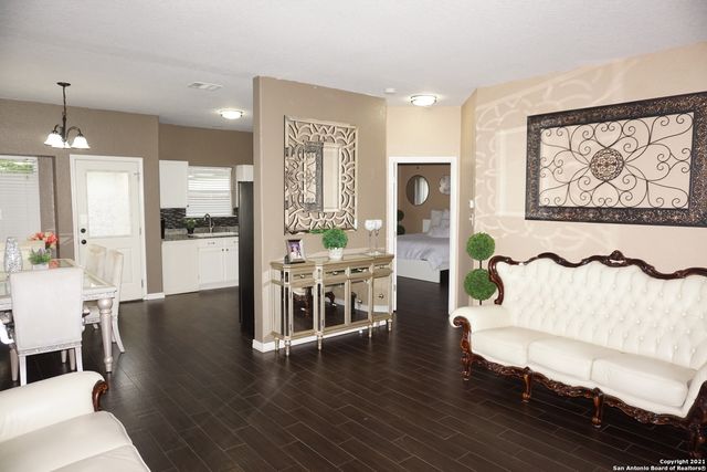 3518 Alonzo Fields, Converse, TX 78109