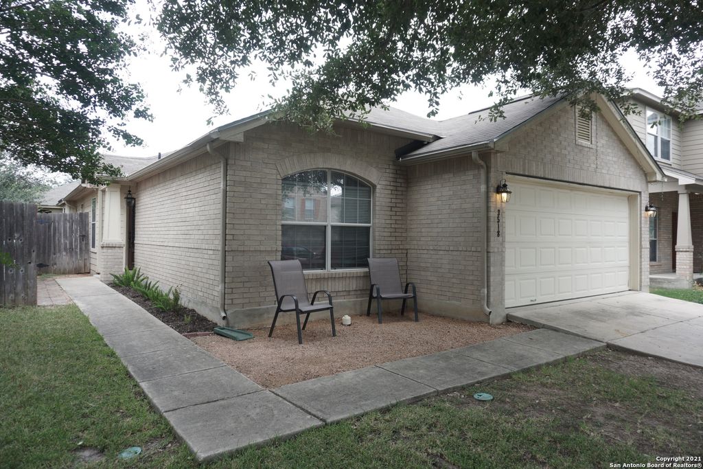 3518 Alonzo Fields, Converse, TX 78109