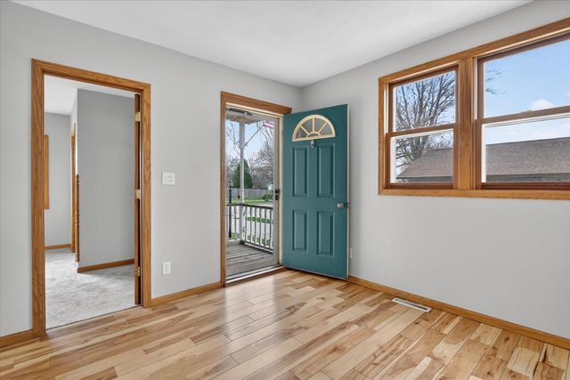 1931 S Willard Avenue, Janesville, WI 53546