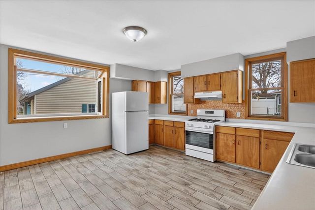1931 S Willard Avenue, Janesville, WI 53546