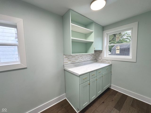411 N Perkins Street, Rushville, IN 46173