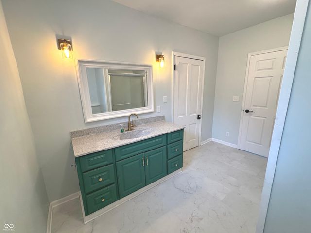 411 N Perkins Street, Rushville, IN 46173