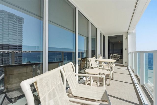 4300 N Ocean Blvd 10L, Fort Lauderdale, FL 33308