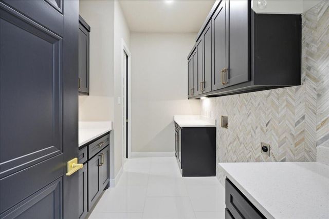 309 Maple Street, New Home, TX 79381