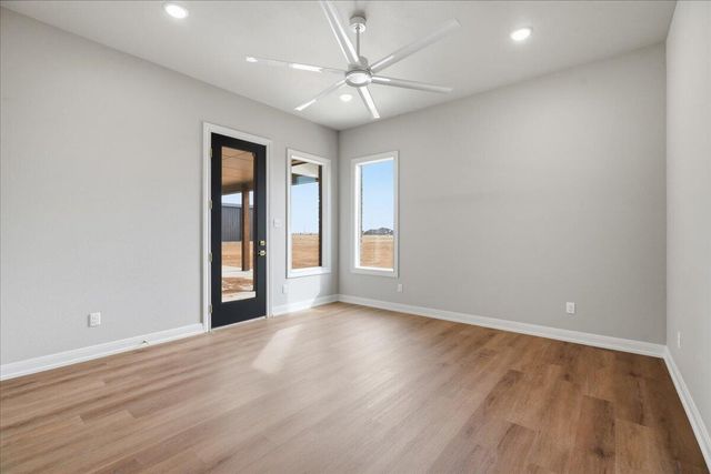 309 Maple Street, New Home, TX 79381