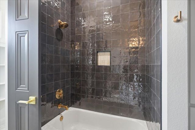 309 Maple Street, New Home, TX 79381