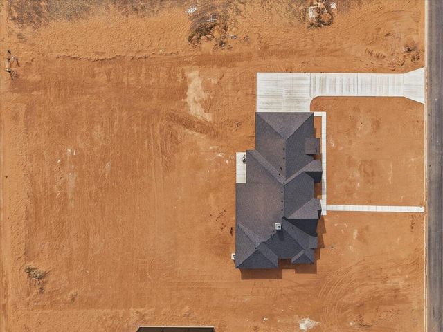 309 Maple Street, New Home, TX 79381