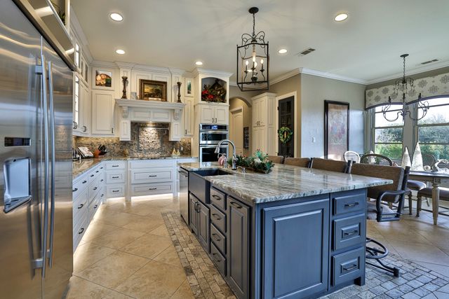 7000 Oakmont Terrace, Fort Worth, TX 76132