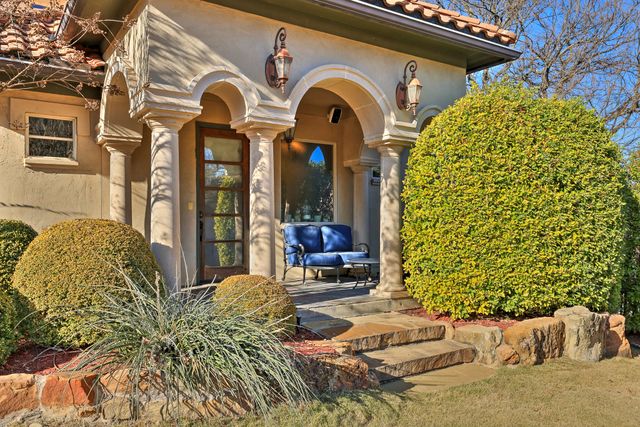 7000 Oakmont Terrace, Fort Worth, TX 76132