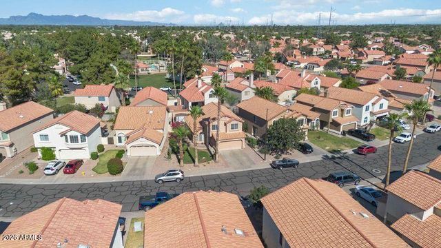 521 N COBBLESTONE Street, Gilbert, AZ 85234