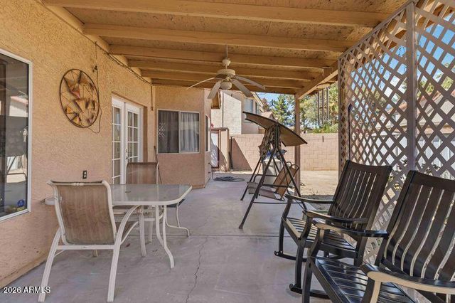 521 N COBBLESTONE Street, Gilbert, AZ 85234