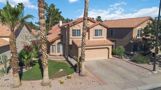 521 N COBBLESTONE Street, Gilbert, AZ 85234