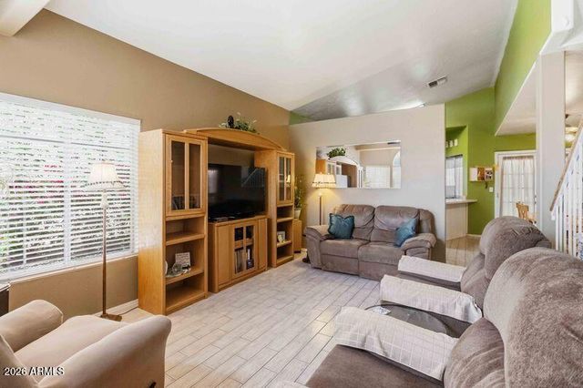 521 N COBBLESTONE Street, Gilbert, AZ 85234