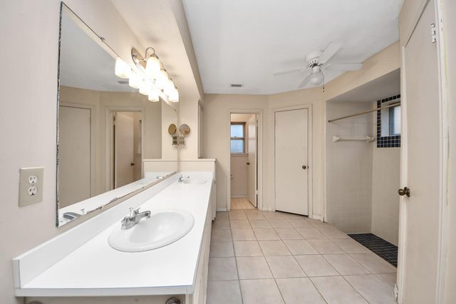 13903 Charlynn Oaks Drive, Houston, TX 77070