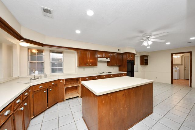 13903 Charlynn Oaks Drive, Houston, TX 77070