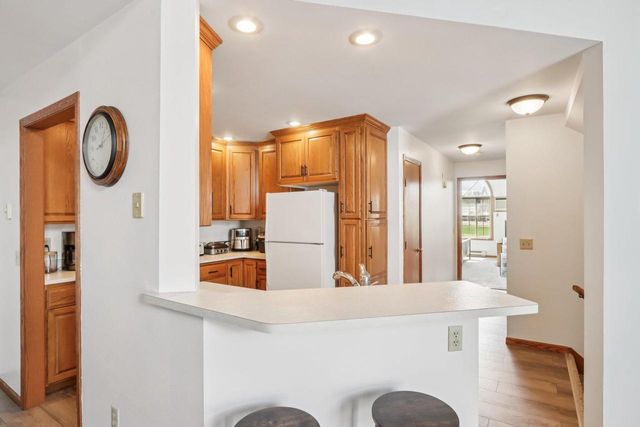 743 Cherokee PATH, Lake Mills, WI 53551
