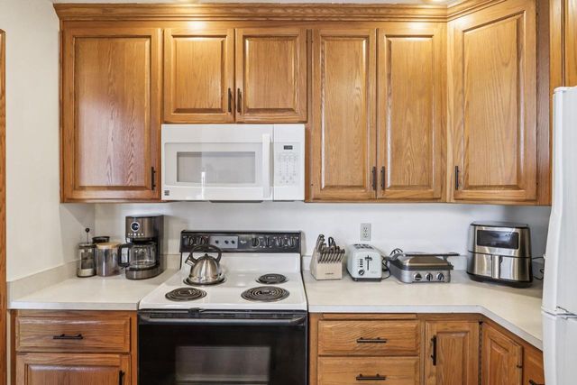 743 Cherokee PATH, Lake Mills, WI 53551