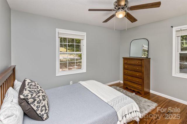 24 Evelake Drive, Asheville, NC 28806