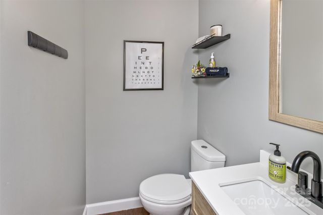 24 Evelake Drive, Asheville, NC 28806