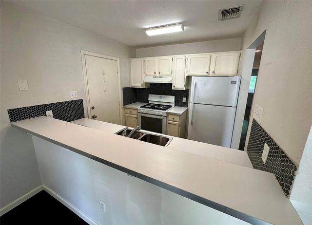 1429 Hyridge CIR, Round Rock, TX 78664