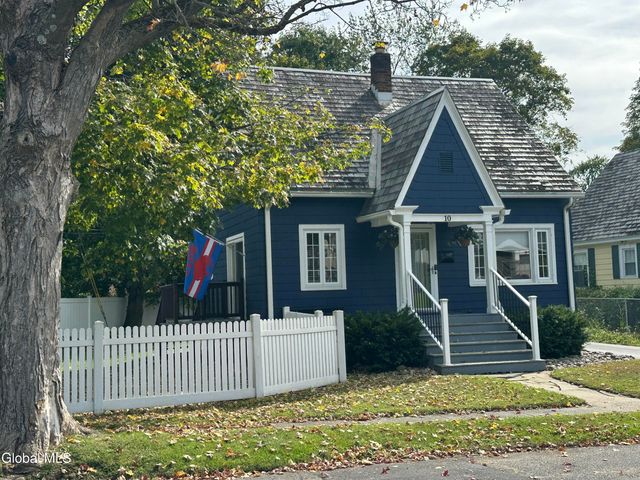 10 Fowler Avenue, Glens Falls, NY 12801