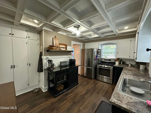 10 Fowler Avenue, Glens Falls, NY 12801