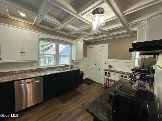 10 Fowler Avenue, Glens Falls, NY 12801