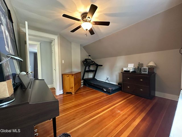 10 Fowler Avenue, Glens Falls, NY 12801