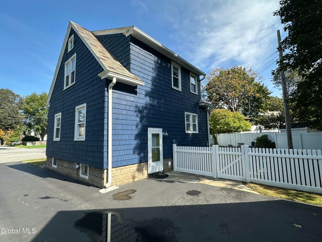 10 Fowler Avenue, Glens Falls, NY 12801