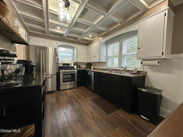 10 Fowler Avenue, Glens Falls, NY 12801