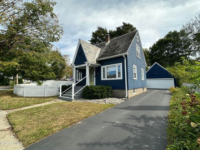 10 Fowler Avenue, Glens Falls, NY 12801