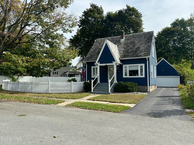 10 Fowler Avenue, Glens Falls, NY 12801