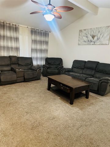 1517 Chapman Drive, Mesquite, TX 75149