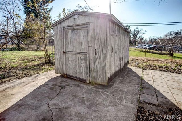 1124 Saint Michael Drive, Cahokia, IL 62206