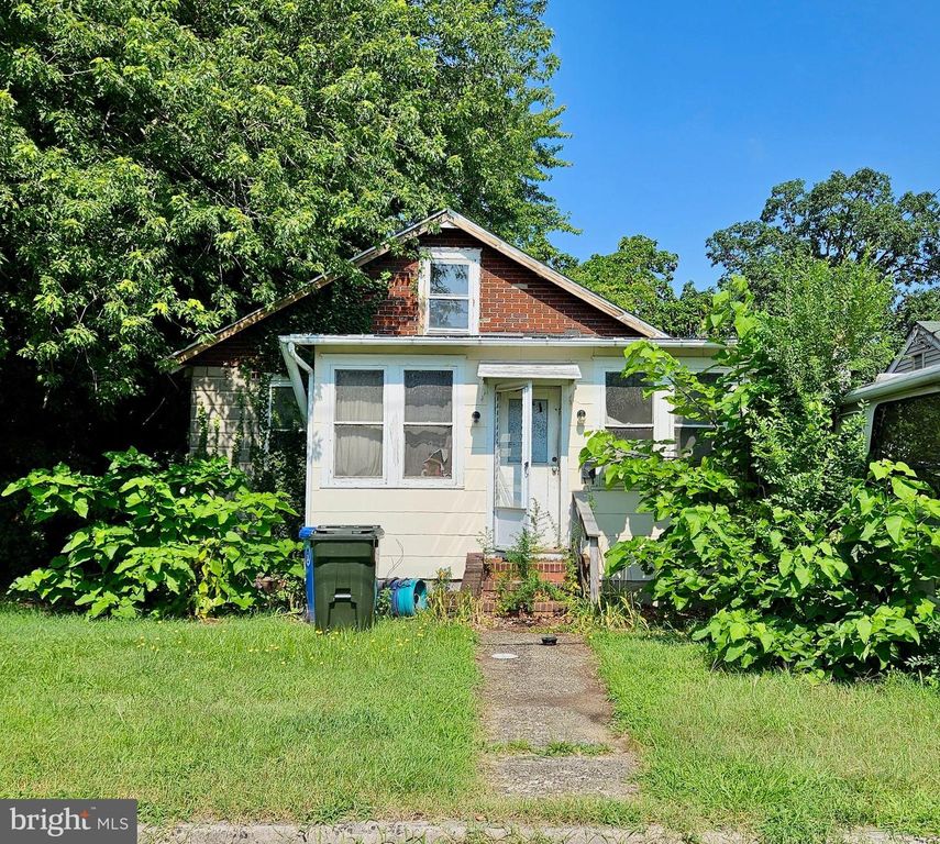 1410 BURKETT AVE, West Deptford, NJ 08093