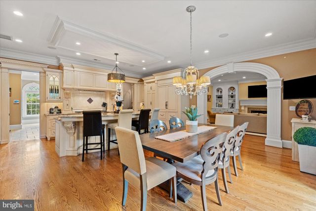 3109 WHIMBRELL CT, Oakton, VA 22124