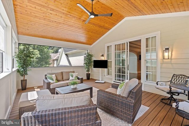 3109 WHIMBRELL CT, Oakton, VA 22124