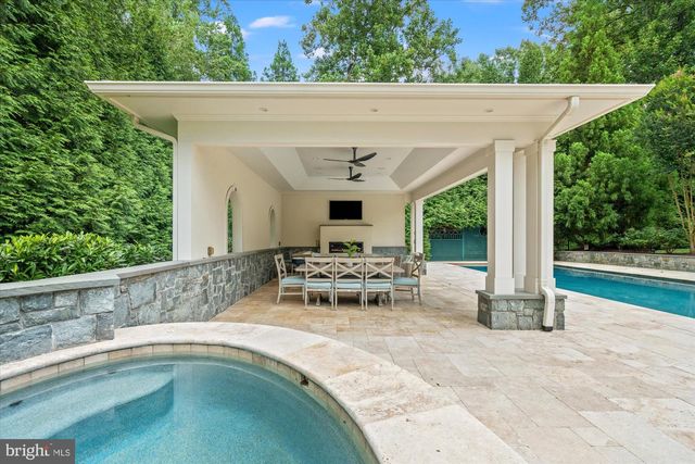 3109 WHIMBRELL CT, Oakton, VA 22124