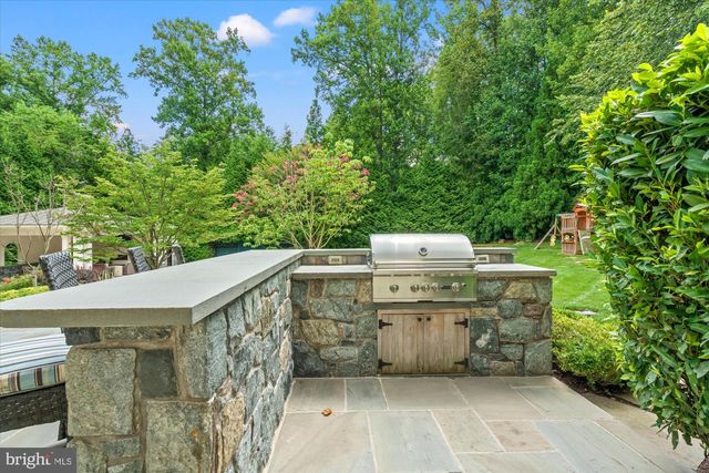 3109 WHIMBRELL CT, Oakton, VA 22124