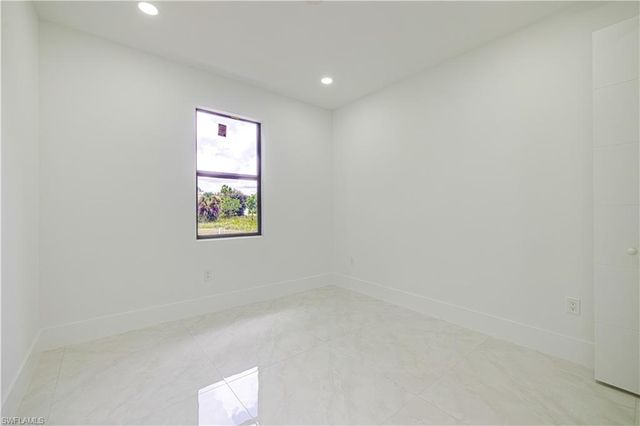 1913 Irving AVE, Lehigh Acres, FL 33972