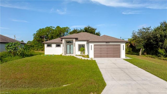 1913 Irving AVE, Lehigh Acres, FL 33972