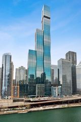 363 E Wacker Drive 2106, Chicago, IL 60601