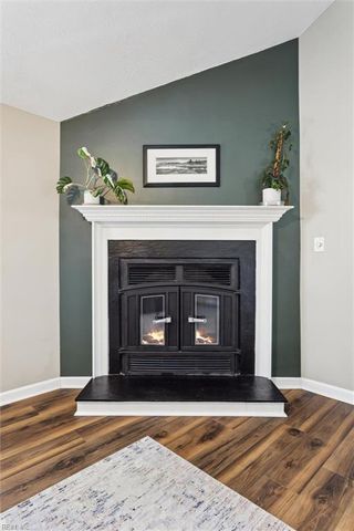 1244 Hatchland PL, Newport News, VA 23608