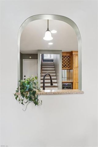 1244 Hatchland PL, Newport News, VA 23608