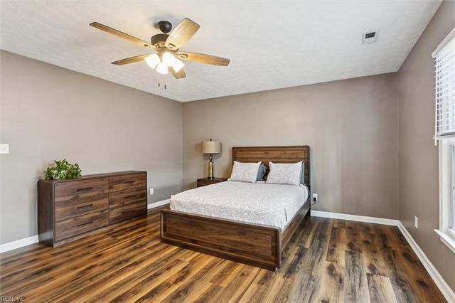 1244 Hatchland PL, Newport News, VA 23608