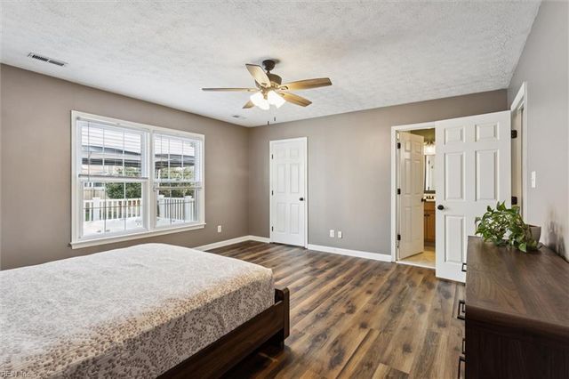 1244 Hatchland PL, Newport News, VA 23608