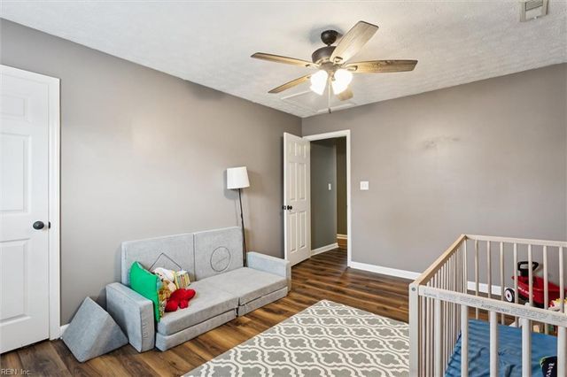 1244 Hatchland PL, Newport News, VA 23608